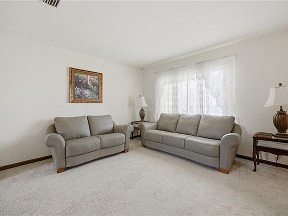 5th image of 3077 Monet Dr