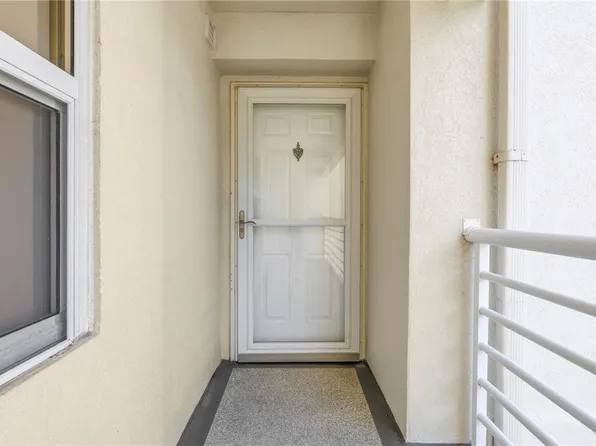 6105 Bahia Del Mar Cir APT 388, Saint Petersburg, FL 33715