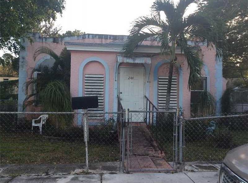 2nd image of 244 NW 33rd St