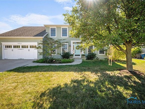 3rd image of 1852 Horseshoe Bend Dr