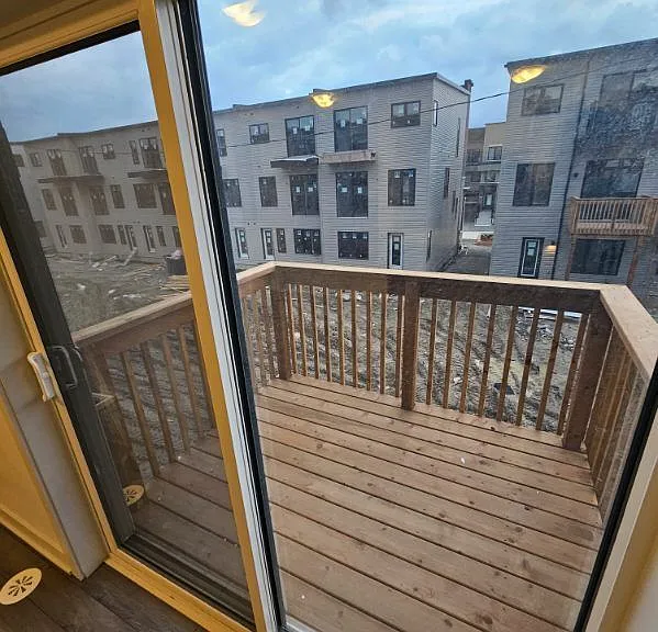 763 Stanstead Path — Photo 11