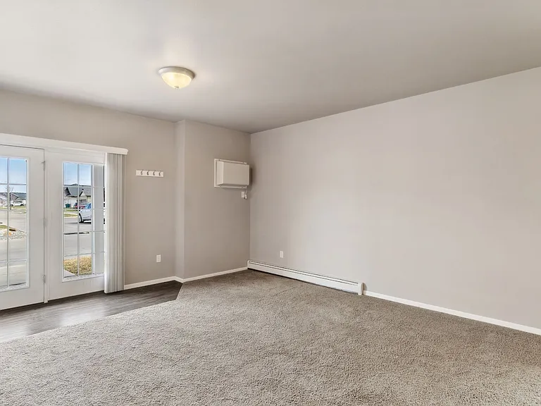 Maple Ridge Villa — Photo 24