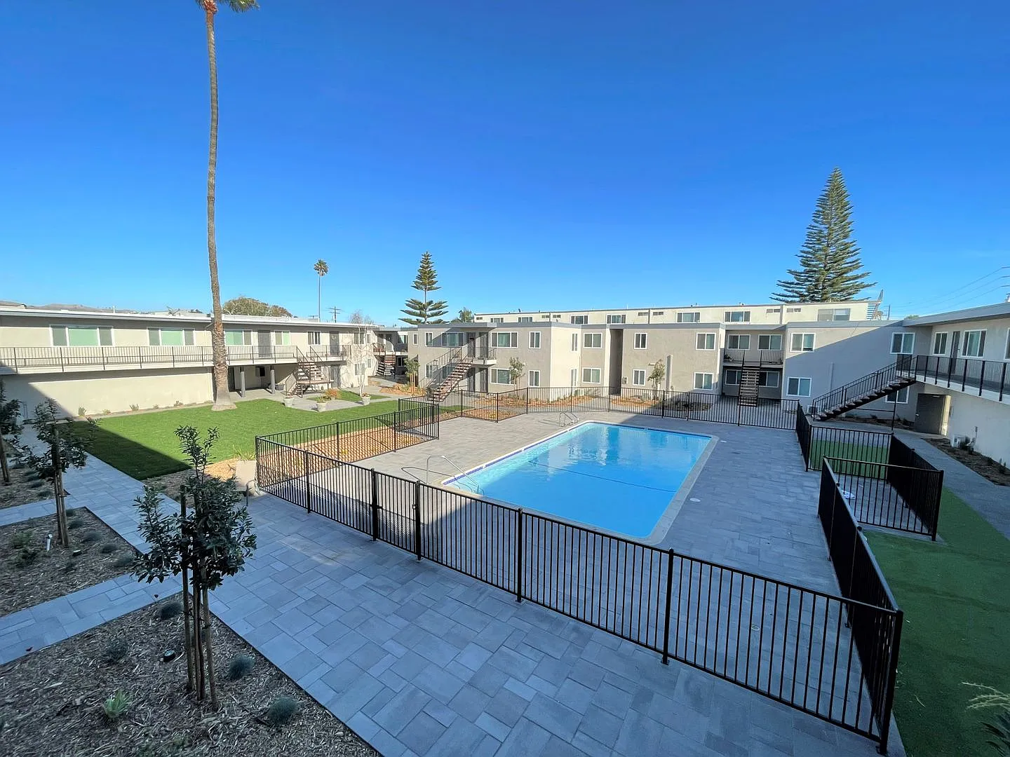 Casa Madrid Apartments — Photo 1