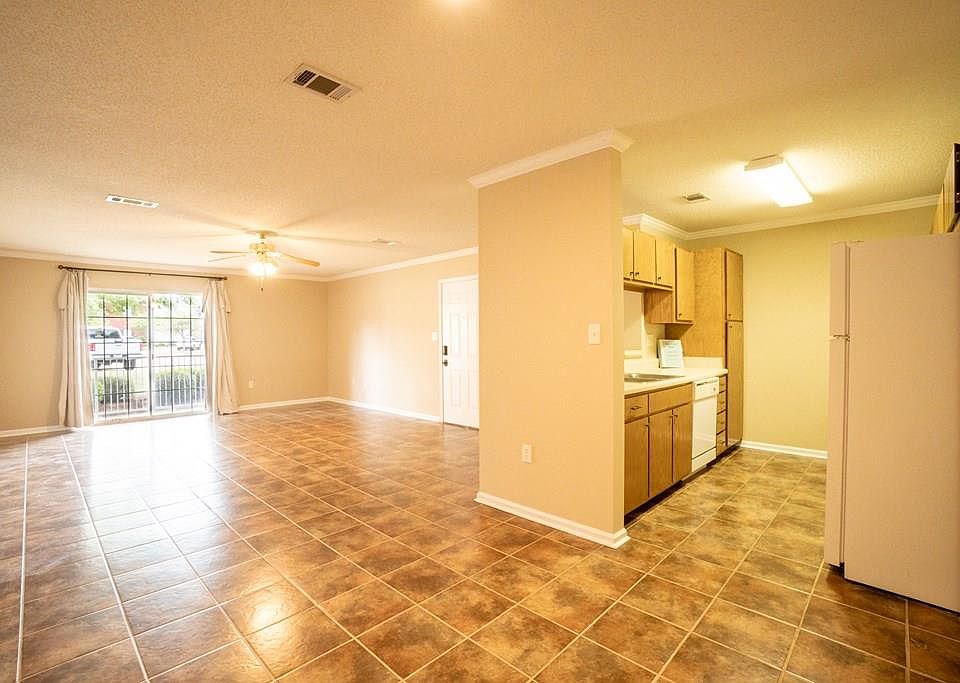 1st image of 4106 Private Road 3057