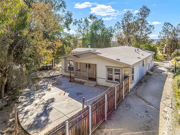 2nd image of 43870 Wilson Valley Rd