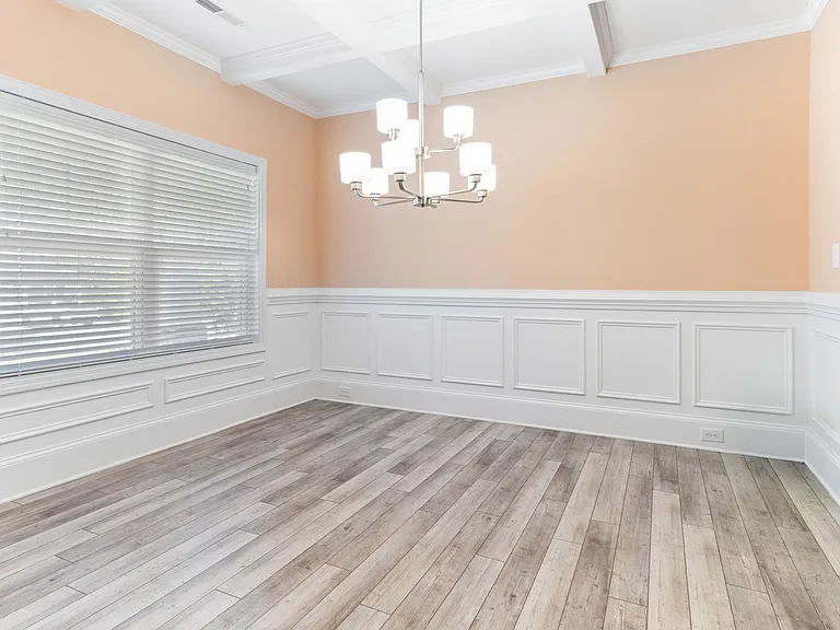 66 Kensington Dr — Photo 6