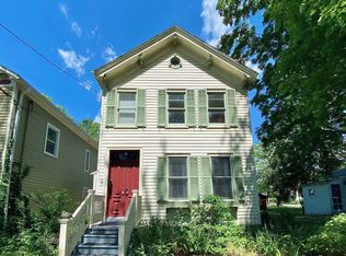 4 Greenwich St, Athens, NY 12015