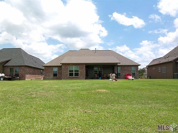 5th image of 8276 Quiet Creek Dr