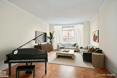 25 Central Park West, #7T