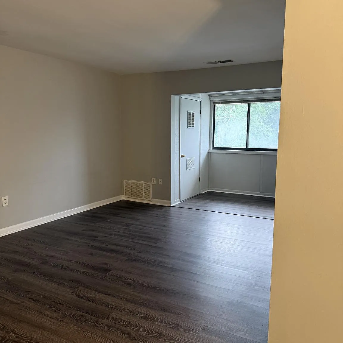 2 bed, 2.0 bath, 1000 sqft, $1,525 — Photo 4