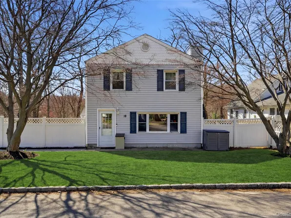 18 Shelter Drive, Sound Beach, NY 11789