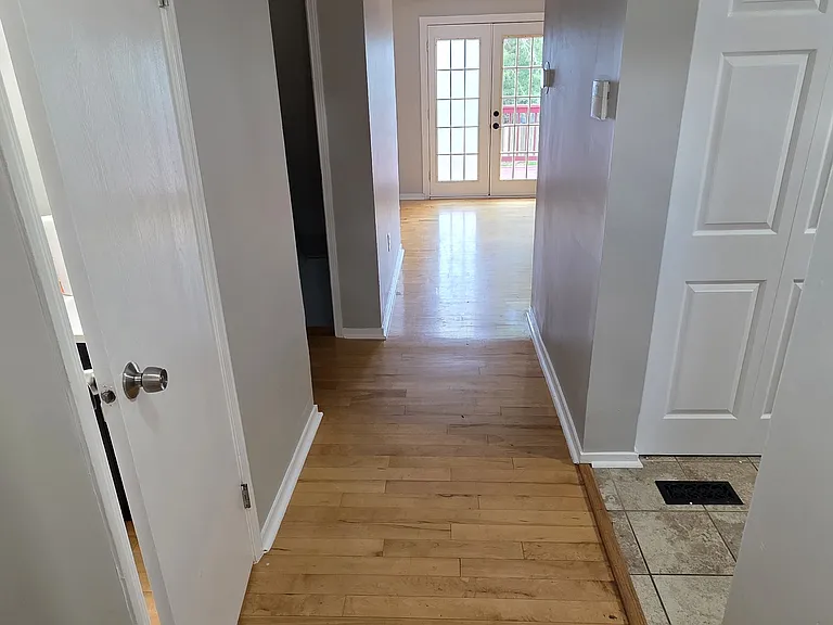 9781 Deltom Ct — Photo 2