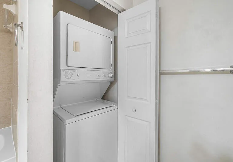 511 Lucerne Ave #618 — Photo 22