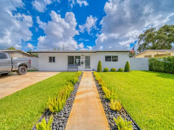 6641 Greene St, Hollywood, FL 33024