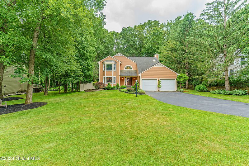 2nd image of 25 Orchard Park Drive