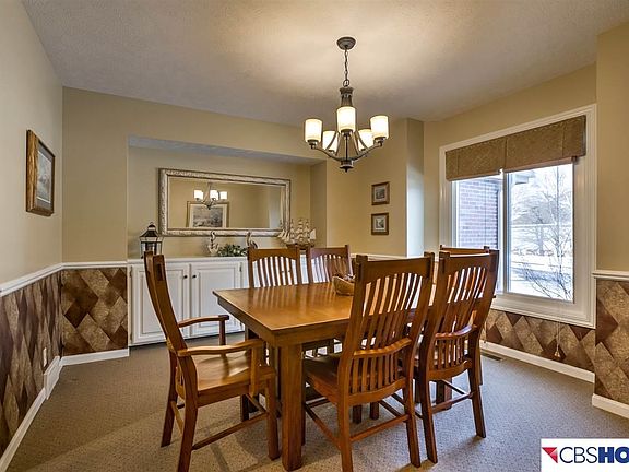 4th image of 2762 S 167th St
