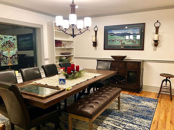 Spacious dining room