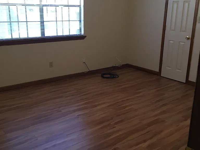 1904 Shelby Ct #1904 — Photo 9