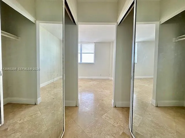 2450 NE 135th St #1005 — Photo 13