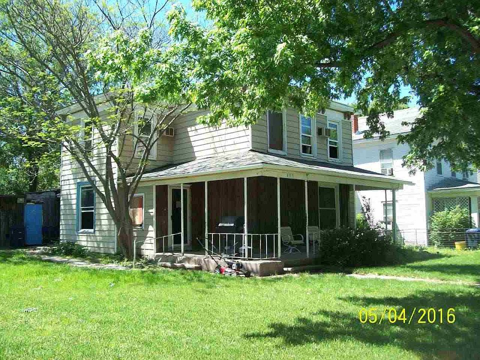 1st image of 306 W 3rd Ave