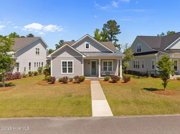 323 Cornubia Drive, Castle Hayne, NC 28429