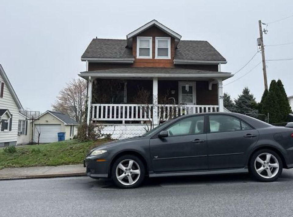 2nd image of 35 James Ave