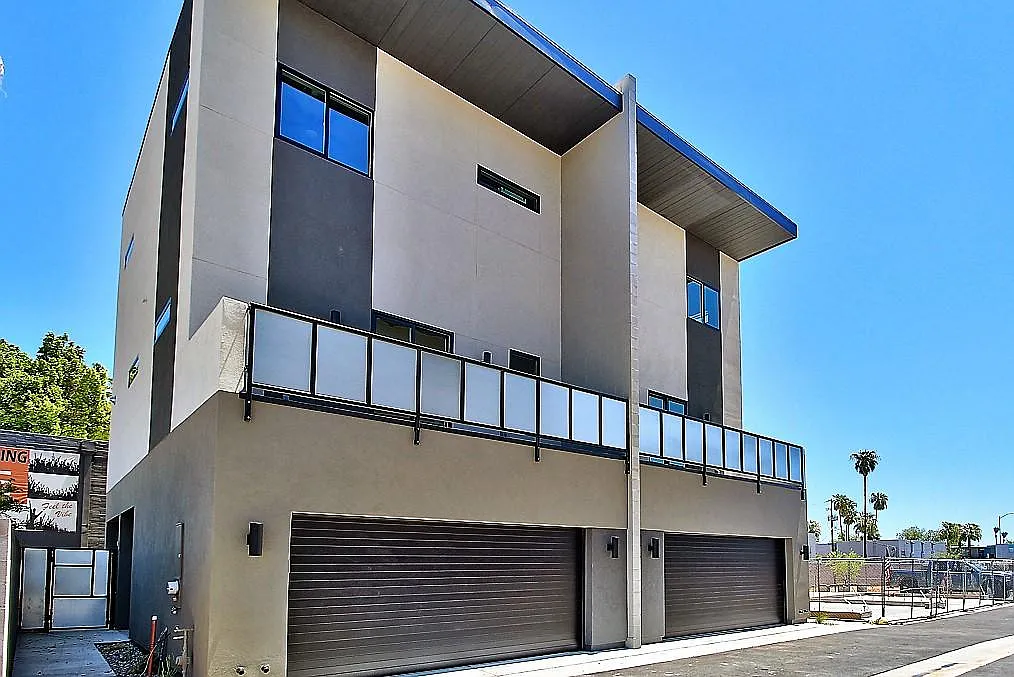 3 bed, 1667 sqft, $2,800 — Photo 3