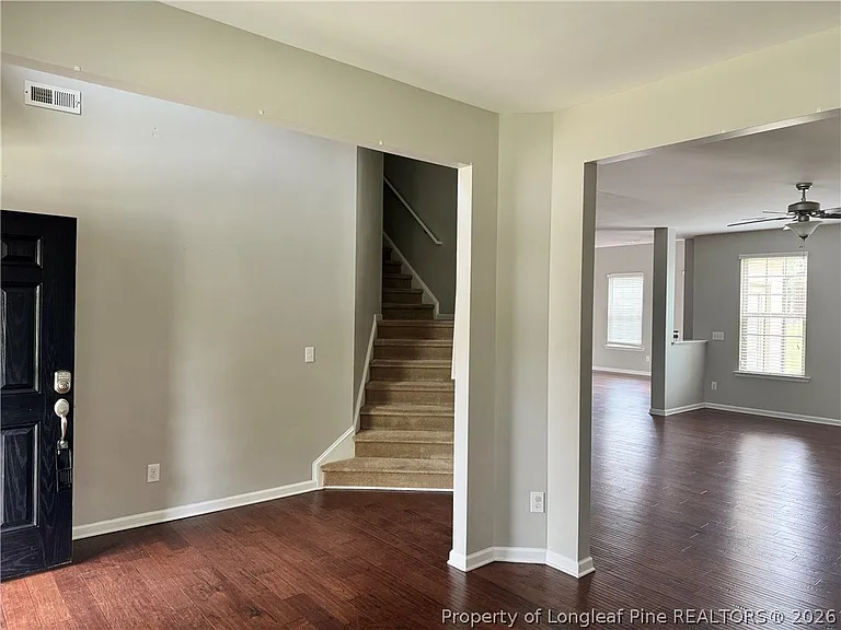 350 River Oak St — Photo 4
