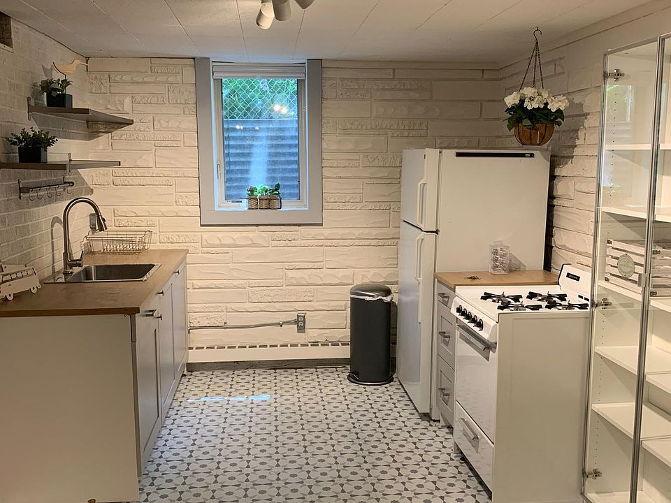 1st image of 242 Erie St #1