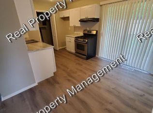 703 1/2 N Grant St, Crown Pt, IN 46307