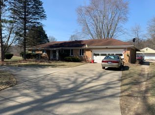 23844 Bohn Rd, Belleville, MI 48111