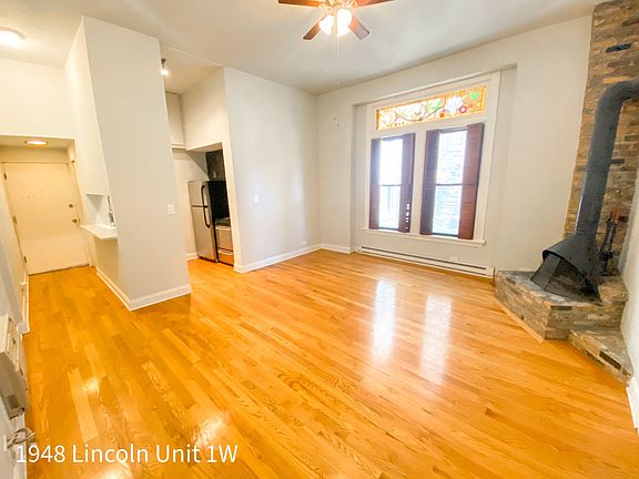 4th image of 1948 N Lincoln Ave #1948