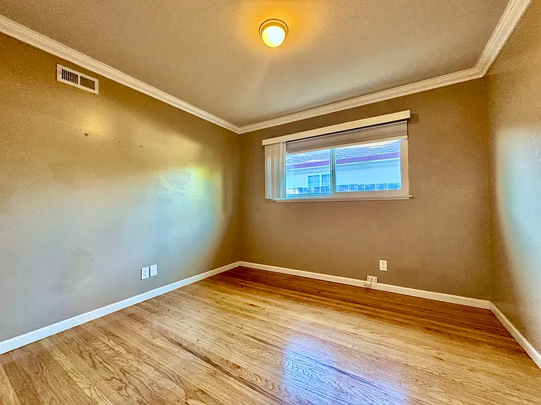 668 Santa Coleta Ct — Photo 10
