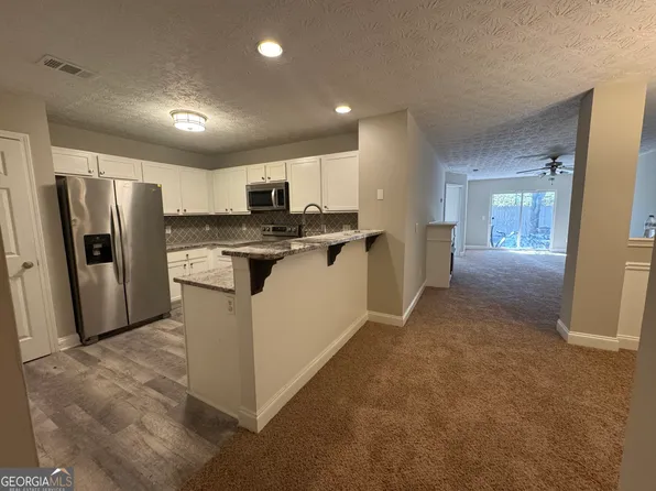 222 Tara Commons Dr #222, Loganville, GA 30052