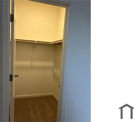 3rd image of 3542 San Marino Ave