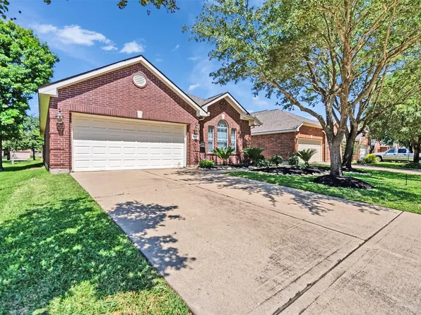 16707 Blue Shine Trl, Cypress, TX 77433