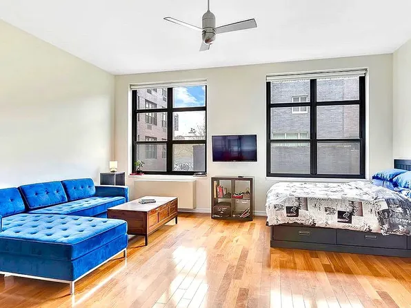 80 Metropolitan Ave APT 2L, Brooklyn, NY 11249