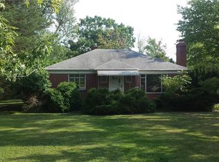 2058 E Sprague Rd, Broadview Heights, OH 44147