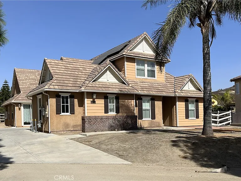 279 Cross Rail Ln — Photo 2