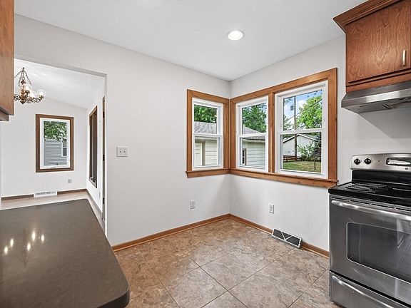 5th image of 7936 Greenfield Ave