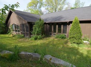 1821 Warner Rd, Vienna, OH 44473