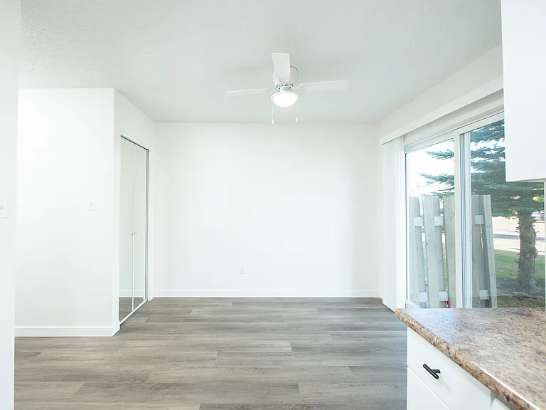 610 King St — Photo 24
