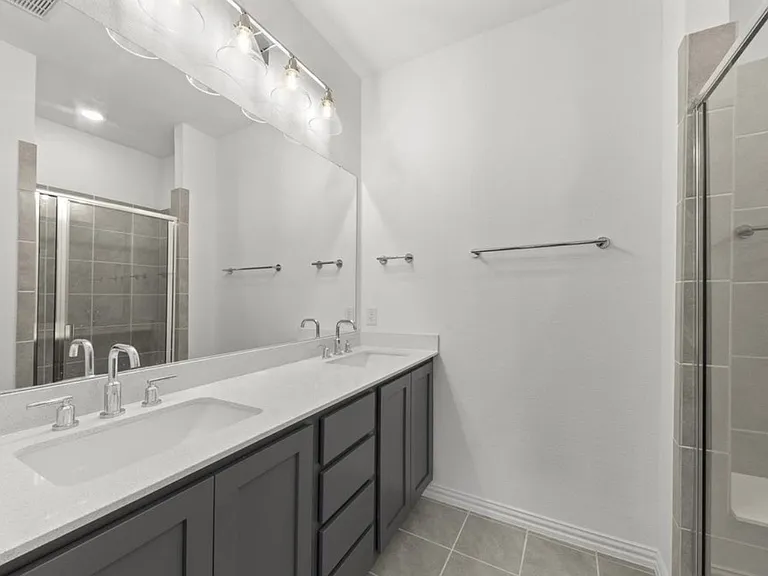 1048 Keene Ridge Dr — Photo 17