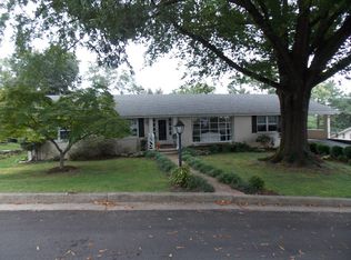 5847 Bighorn Dr, Roanoke, VA 24018