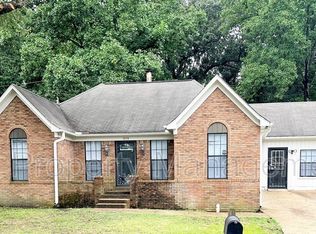 1079 Harpeth Dr, Memphis, TN 38134