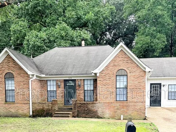 1079 Harpeth Dr, Memphis, TN 38134