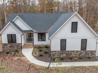 4290 River Rd W, Goochland, VA 23063