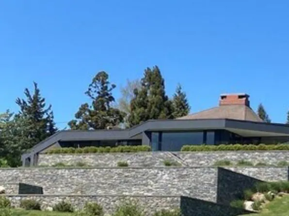 5 Longview Rd, Westport, CT 06880