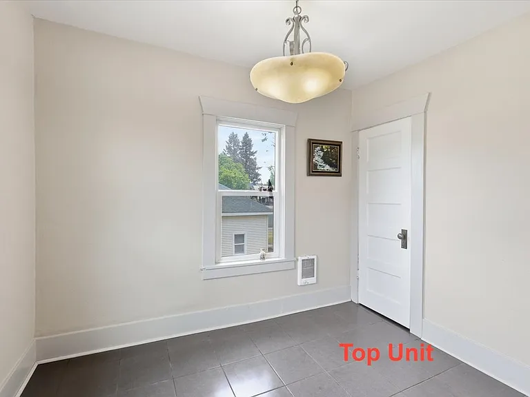 420 1/2 W Shannon Ave — Photo 9