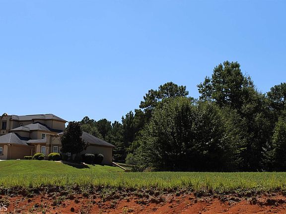 5th image of 160 White Tail Ct